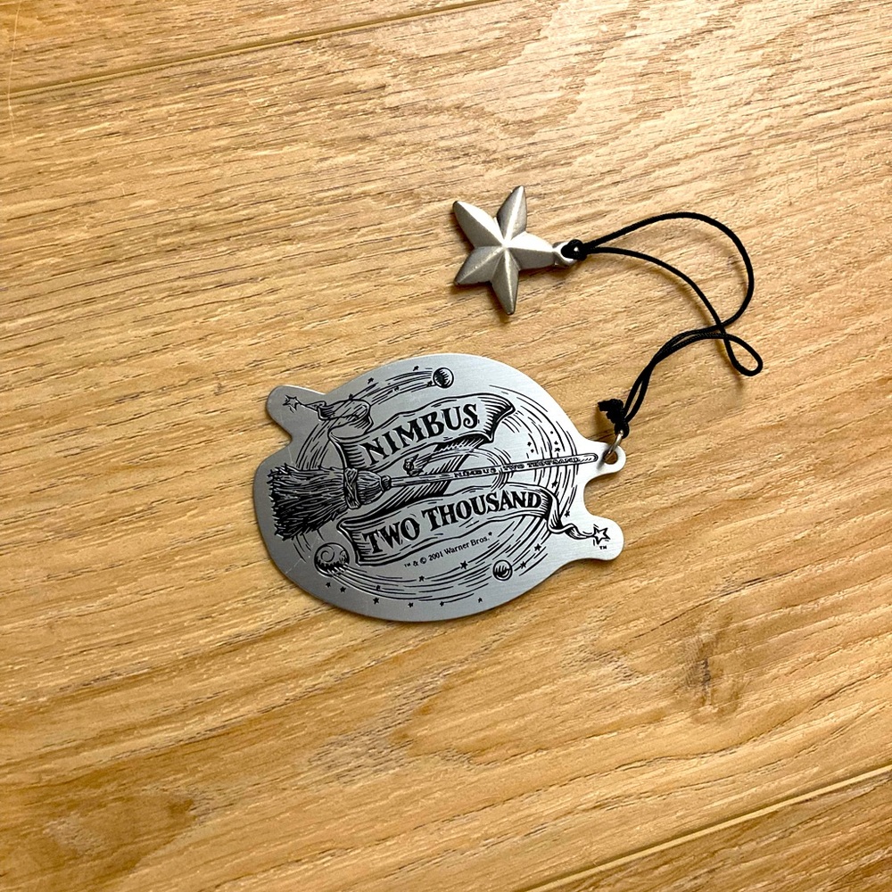 Harry Potter Nimbus 2000 metal bookmark